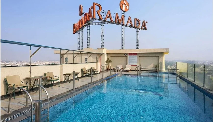 pool